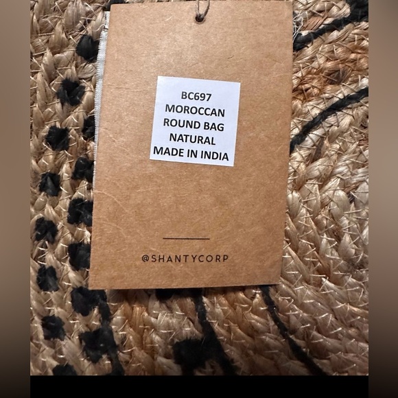 BNWT hand crafted The Shanty Corporation Moroccan Round Bag (with crossbody) - Picture 11 of 11